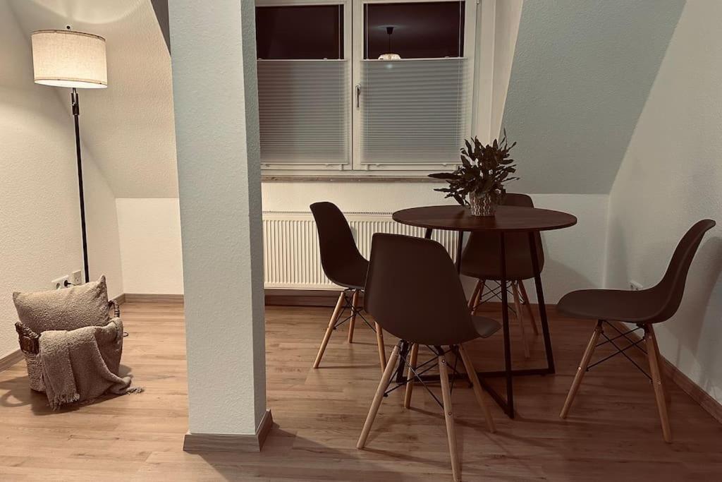 ארפורט Gemuetliche Altstadtwohnung Mit Balkon Smart-Tv מראה חיצוני תמונה